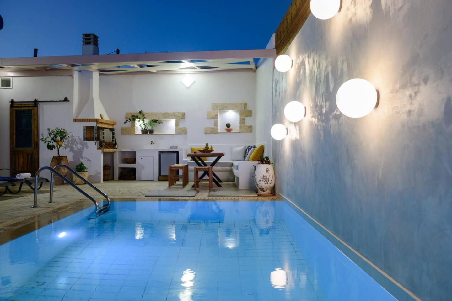 Chrisanthi Elegant Villa Pitsidia Exteriör bild